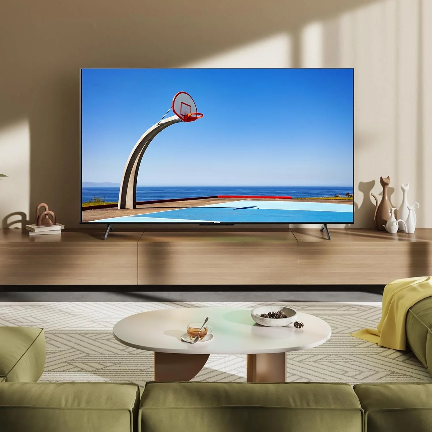 65-Inch Class U6 Series Mini-Led ULED 4K UHD Google Smart TV (65U6N) - QLED Quantum Dot Color, Dolby Vision, Full Array Local Dimming, Game Mode Plus - Puck's