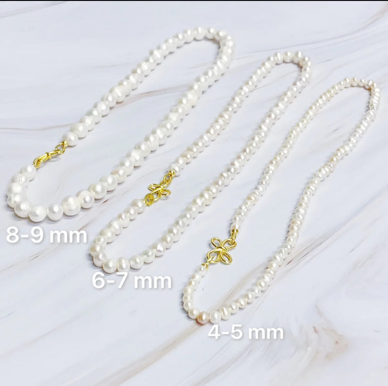 Clover Clasp Genuine Pearl Necklace - Puck's