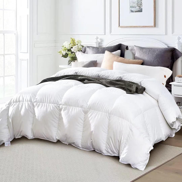 King Size down Comforter - All Season Duvet Insert with Medium Warmth, Soft and Noiseless Cover,8 Corner Tabs, and Machine Washable - White - Puck's