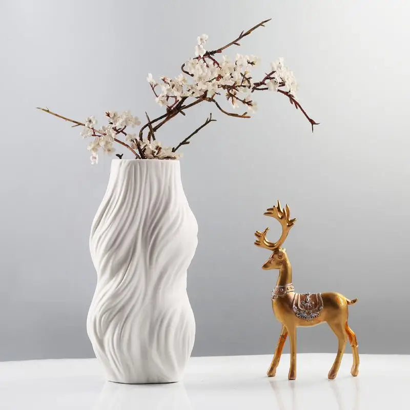 Ethereal Wave Vase Ceramic - Puck's