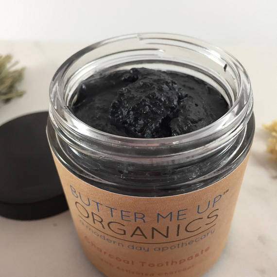 Organic Activated Charcoal Toothpaste - Puck's