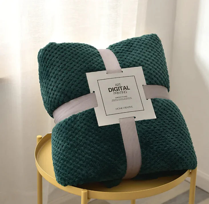 Cozy Coral Fleece Sofa Blanket - Puck's